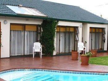 Avon Road Guest House & Tours Boksburg Exterior foto